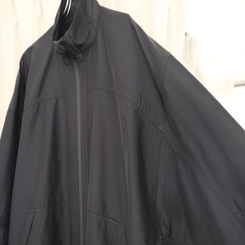 是非色々なスタイル•着方で…YLEVEのライトアウター。｜水岡