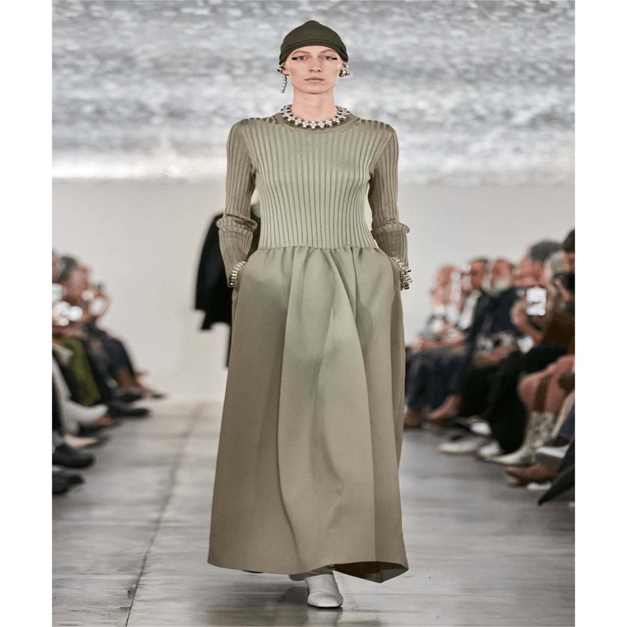 未使用 JIL SANDER テクスチャードウールジャケット 2024AW 秋冬 41. JIL SANDER SUMMER 2024 コレクションレヴュー｜羽生健太郎