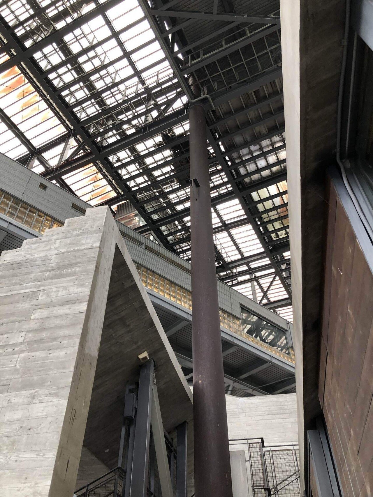 現代のカテドラル(羅東文化工場/田中央聯合建築師 Fieldoffice