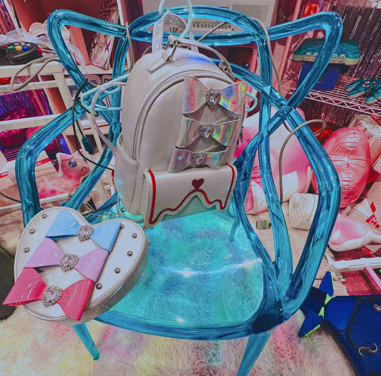 一口エッセイ:ニディガがアパレルコラボしたよ｜nyalra