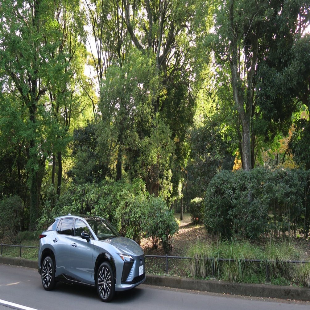 せっかくのEVなのに、コンサバでもったいない 試乗ノート#13 レクサス