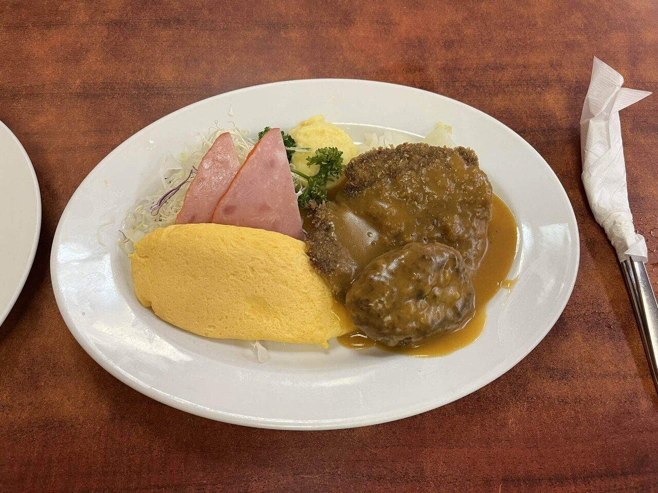 八丁堀の肉のますゐの特ランチ｜桔梗の花🇯🇵 도라지🇰🇷