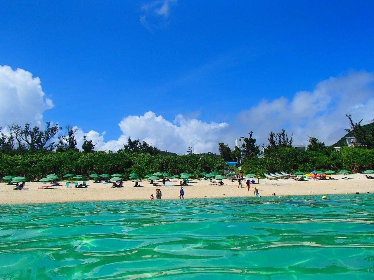 エメラルドグリーンな海 みなみけい 南風写真de沖縄トリップ Note