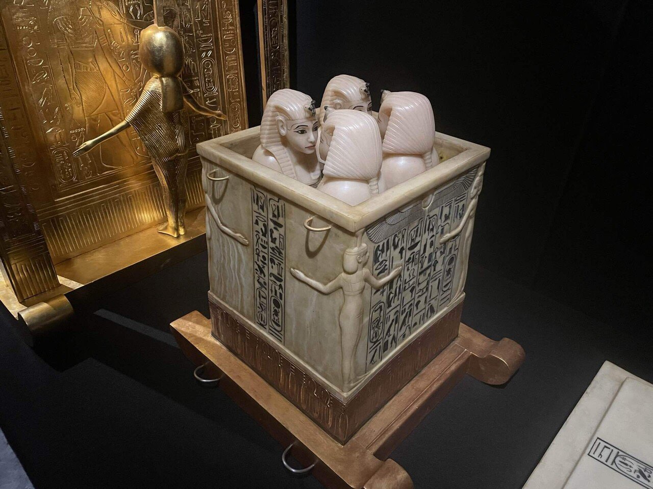 2,400円で古代エジプトを体感できる@KADOKAWA武蔵野ミュージアム 2,400円で古代エジプトを体感できる@KADOKAWA武蔵野ミュージアム