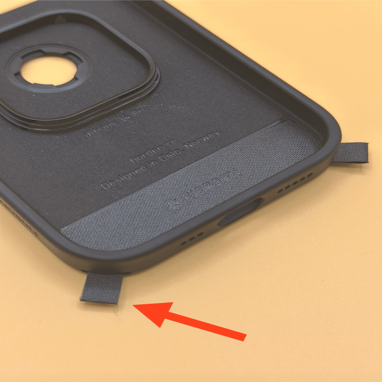 アクセサリー編】究極のiPhone用ワイヤレスシャッター、Fjorden Gripの