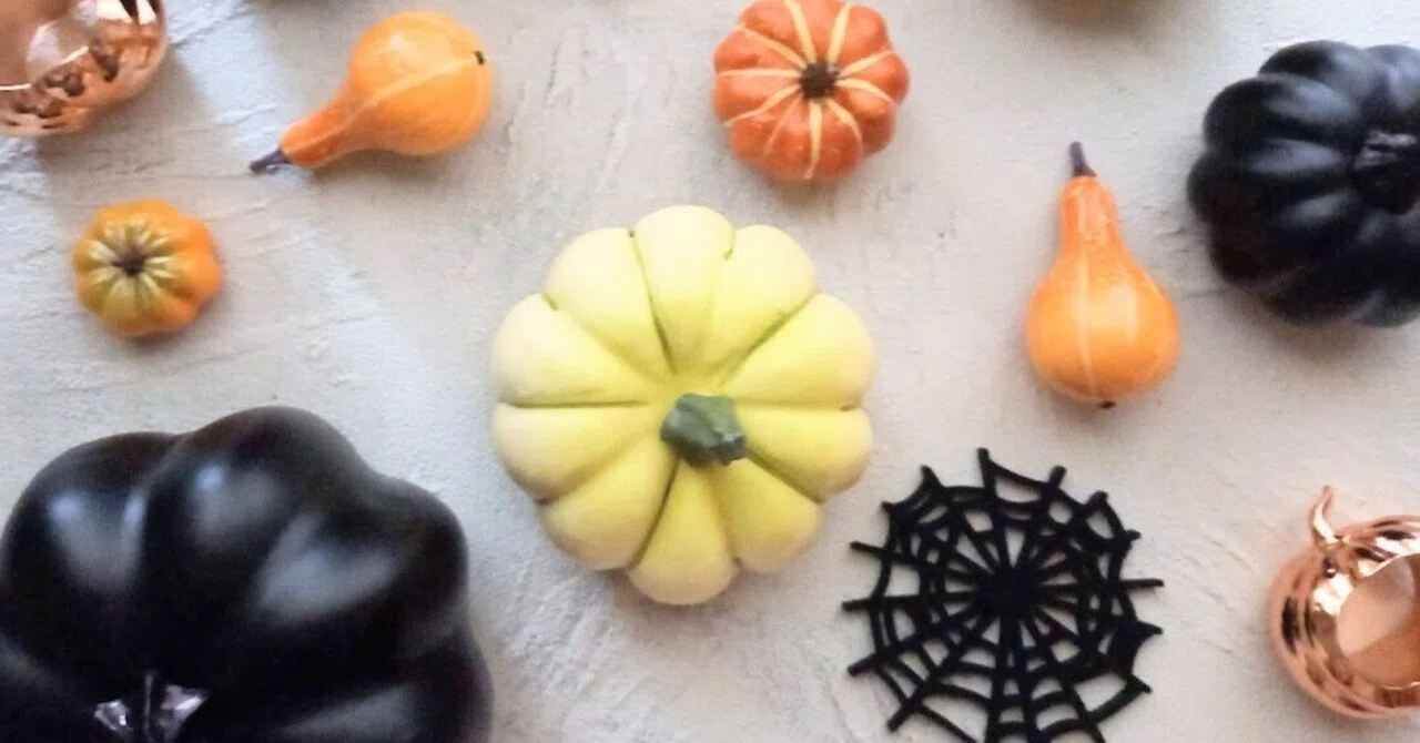 Doable in 10 Minutes! Halloween Table Setting: 3 Simple Tips for a ...