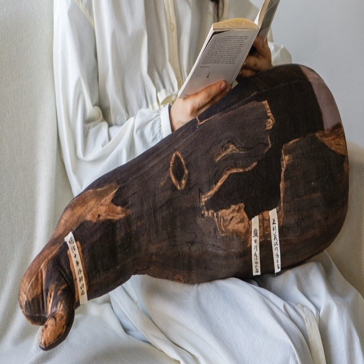 天下の名香とよばれる宝物を抱きしめたい！蘭奢待クッション #2023正倉