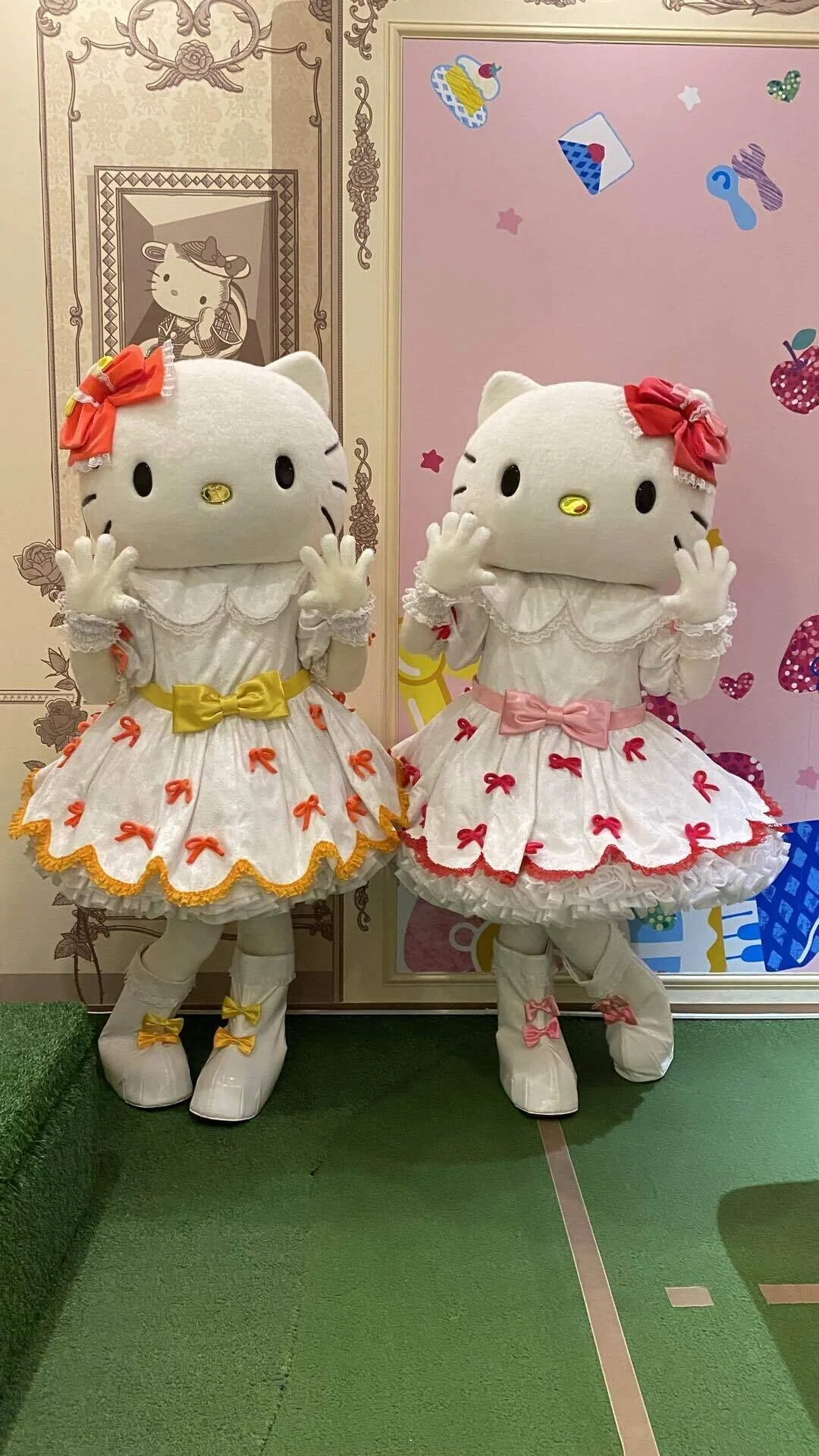 Hello Kitty 50th Anniversary〜ピューロランド編〜｜えみぴゅう