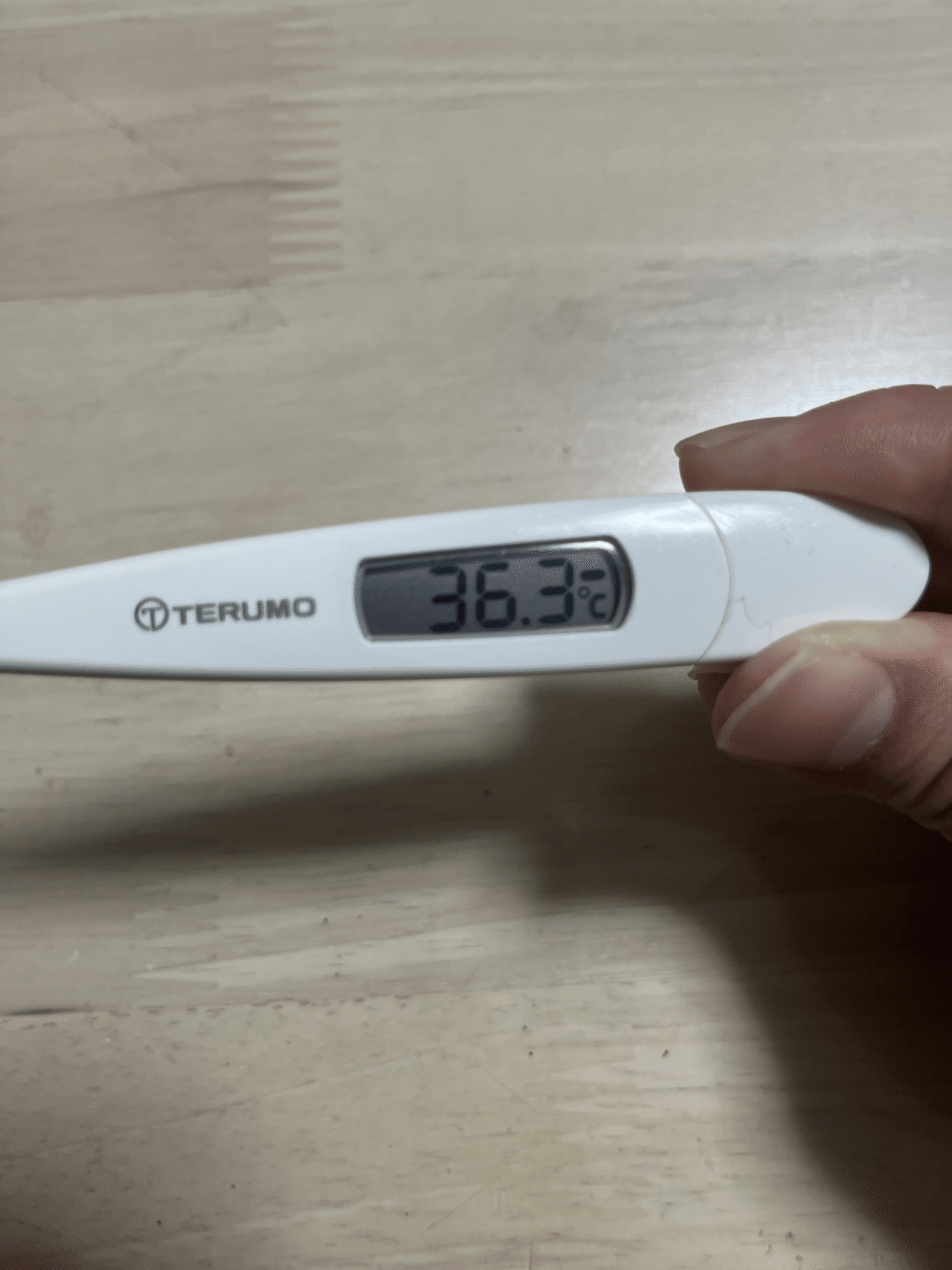 やっと熱が下がってくれた。 さすがに2日間も寝ていたせいで少し動くとすぐに体力切れ。それでも1日かけて少しは回復してくれた。 改めて、健康に