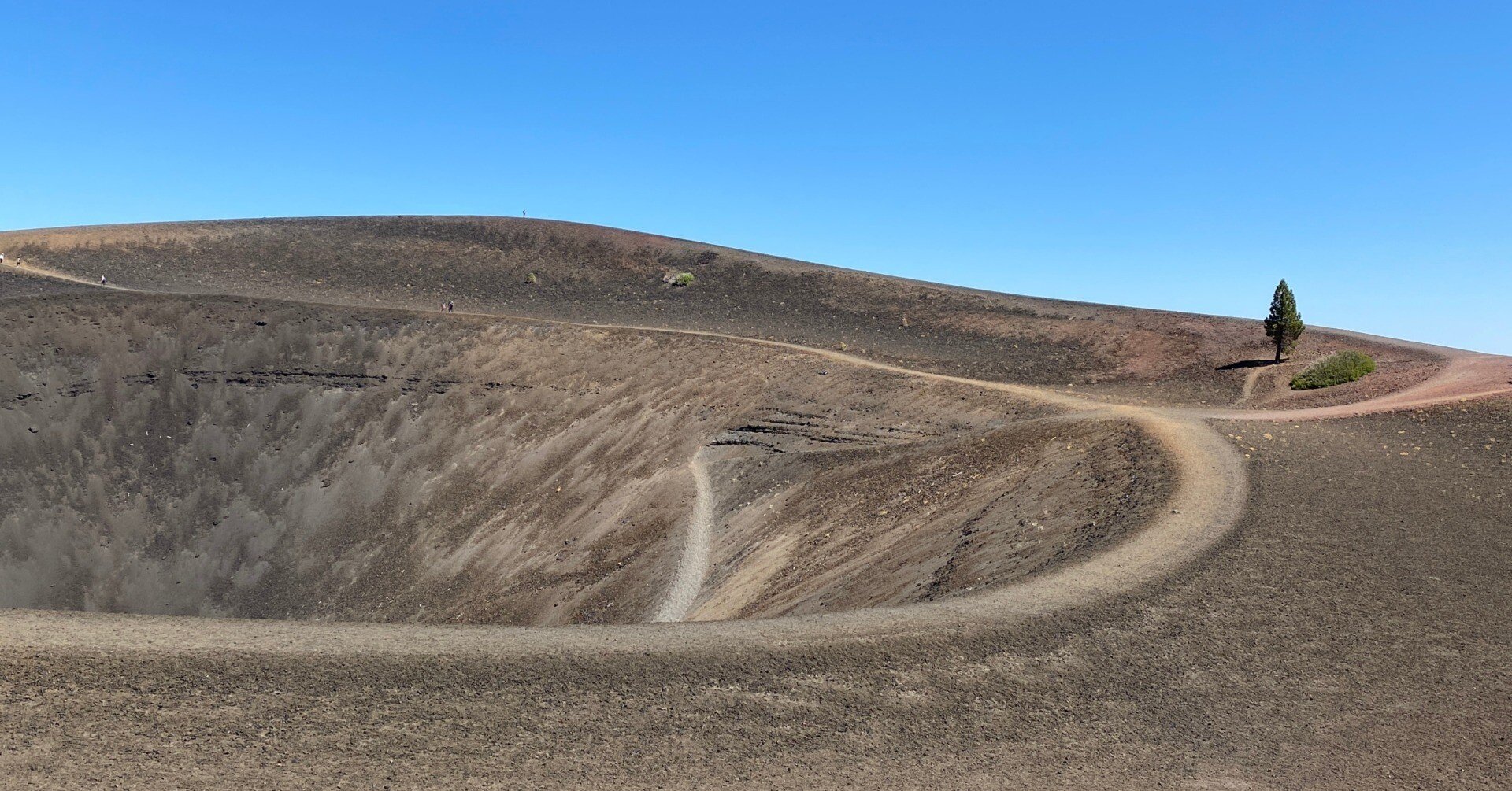 ハエンの山頂 6b82c24ab8d96e99174d277be46e11