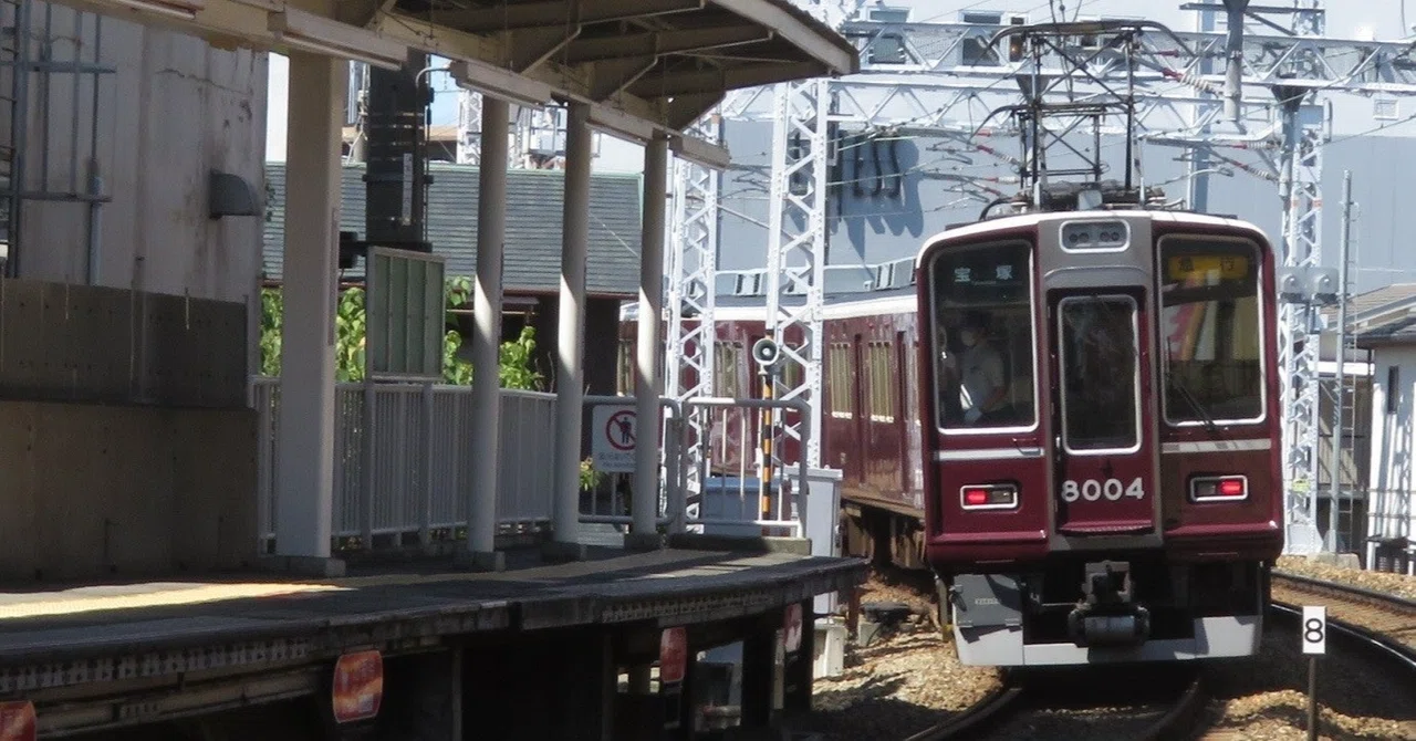 記念装飾の阪急電車｜つばめ すわろう