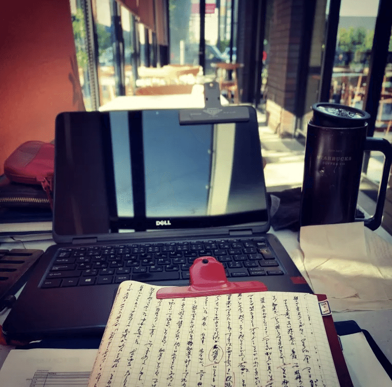 書くための道具たち。ノートパソコン DELL Inspiron 11（3185