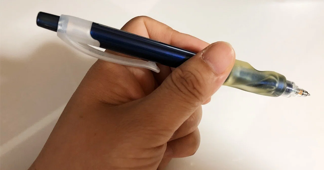 左手でも文字が書けるように練習してみた その1 はちうん Note 左手でも文字が書けるように練習してみた その1 はちうん Note