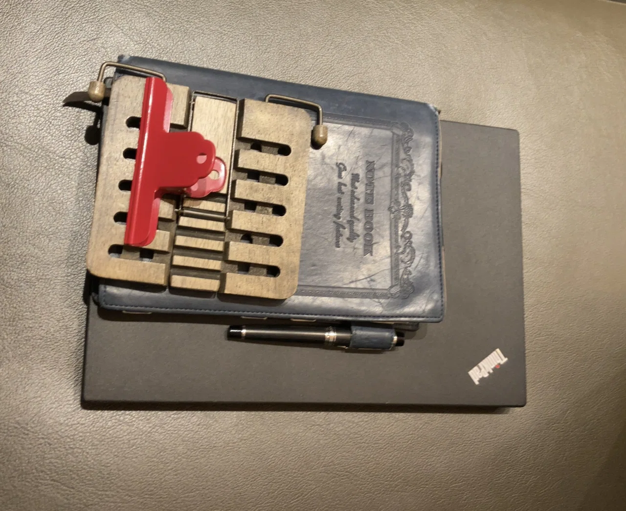 書くための道具たち。ノートパソコン Lenovo Think PadX270｜松永K三蔵