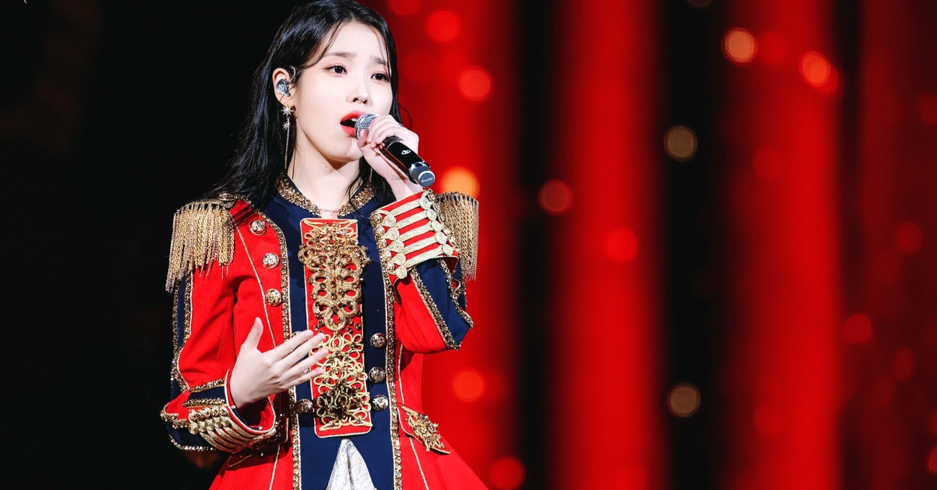 至高の歌姫IUの別格のレジェンドステージが凄すぎた！韓国日帰り気分で