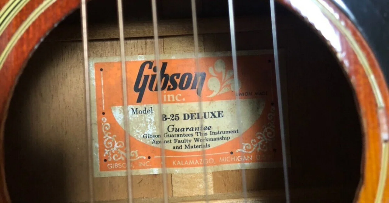 ギターの話 Gibson B-25- Deluxe 1974年製｜（花鳥風月）ikesan