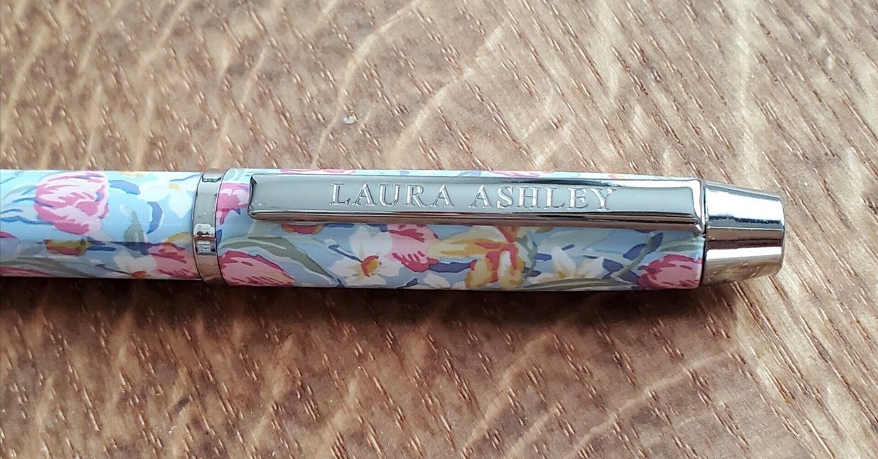 文房具】ローラ アシュレイとのコラボ万年筆｜ParaoFirmamento
