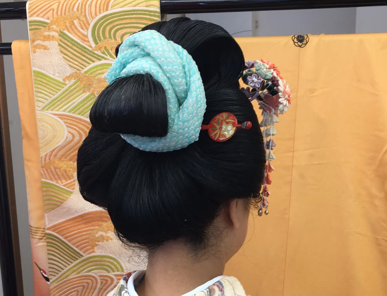 つまみ細工関係なく、地毛結い日本髪の画像集｜つまみ細工の東京クラフト