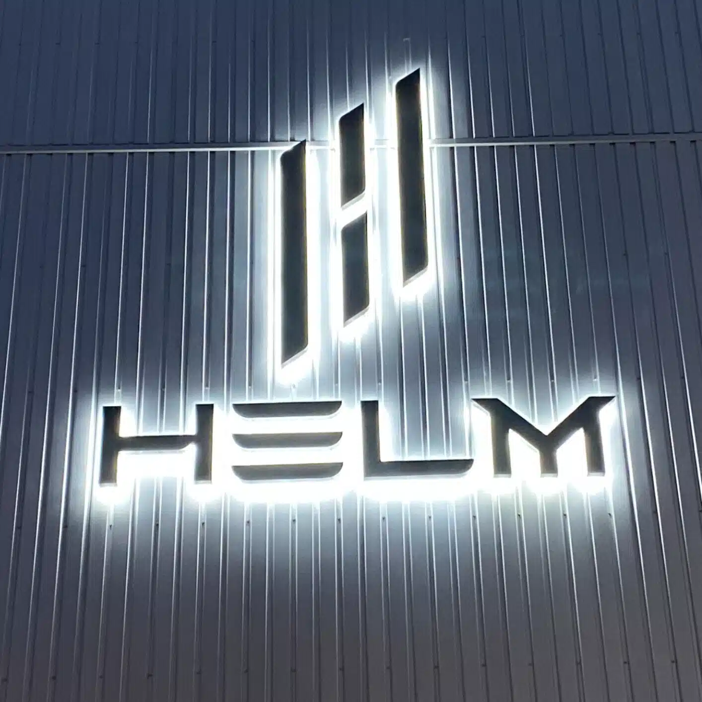 HELM　MOTOR　SERVICE