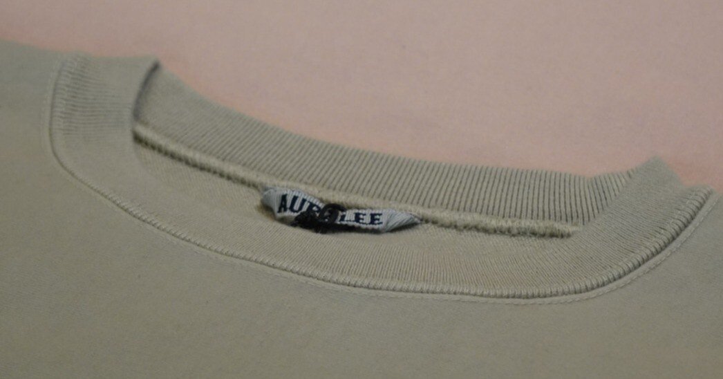 AURALEE】を代表するアイテムのご紹介「SUPER MILLED SWEAT P/O