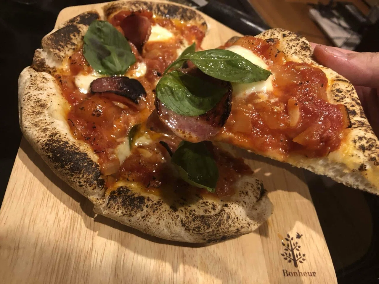 ピザ Upgrading Homemade Pizza to Restaurant Quality｜えびまろ@グルメ記事
