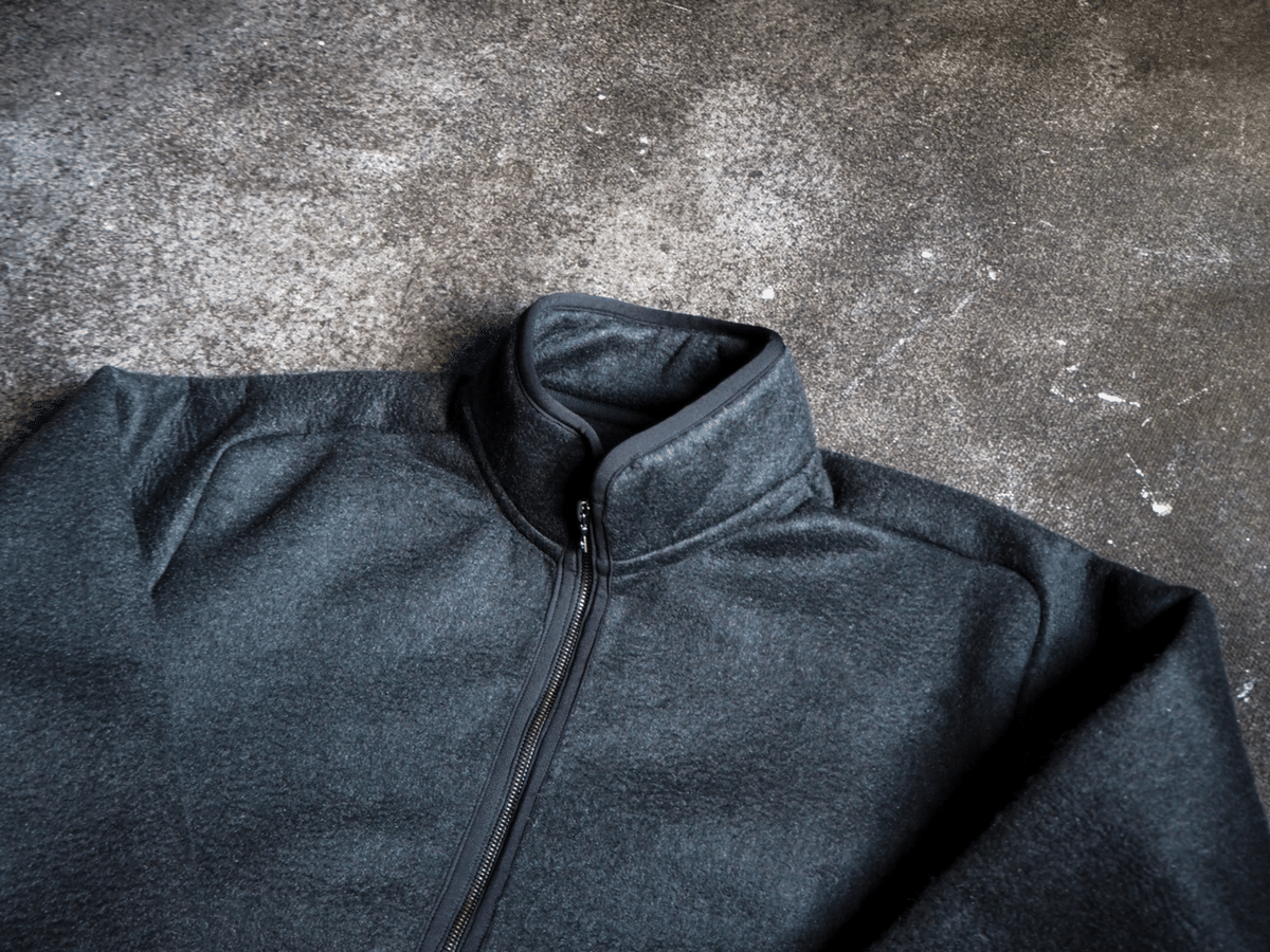 ents.   Silk Fleece C/N   シルク100 ents. Silk Fleece C/N シルク100 - メルカリ