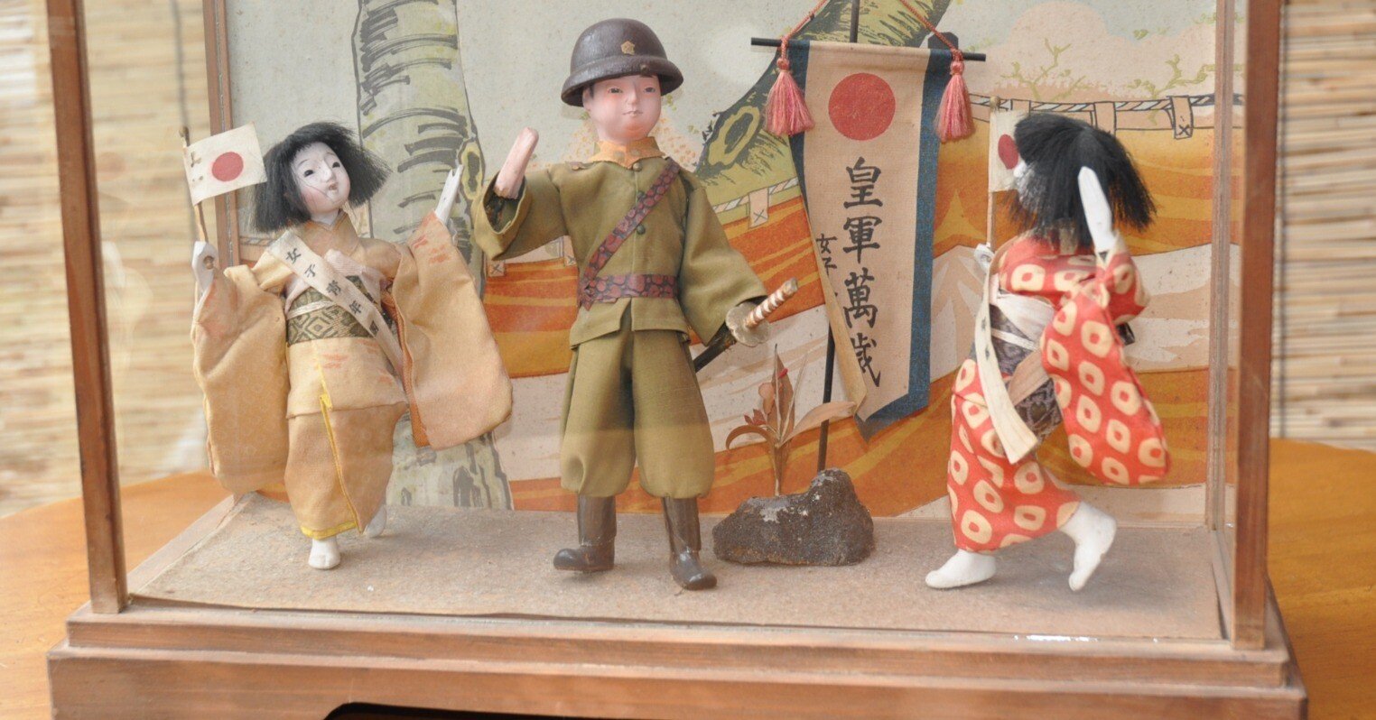 日中戦争開戦当初、ひな人形も5月の節句人形も軍人登場ーまだ遠い戦争