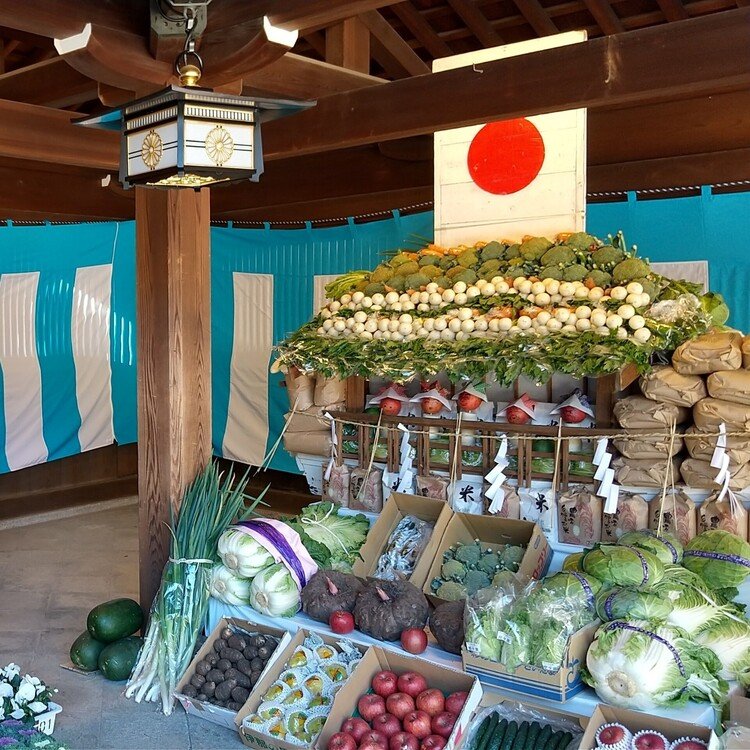 週末に行きたいお祭り
http://j-matsuri.com/niinamesai/

収穫された恵みに感謝し日本らしさを強く感じられる祭り。境内には色とりどりの野菜で作られた宝船。
#新嘗祭
#東京都
#渋谷区
#11月 
#まつりとりっぷ #日本の祭 #japanese_festival #祭 #祭り #まつり #祭礼 #festival #旅 #travel #Journey #trip #japan #ニッポン #日本 #祭り好き #お祭り男 #祭り好きな人と繋がりたい #日本文化 #伝統文化