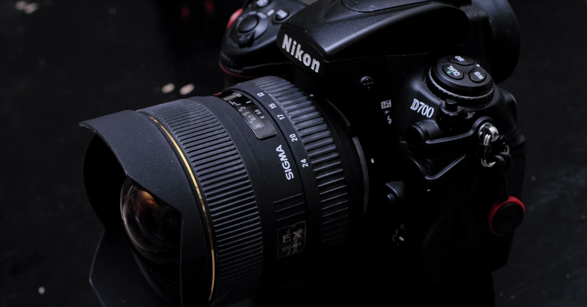 APS-Cミラーレスを使ってる自分が、久しぶりに35mmセンサーの一眼レフ