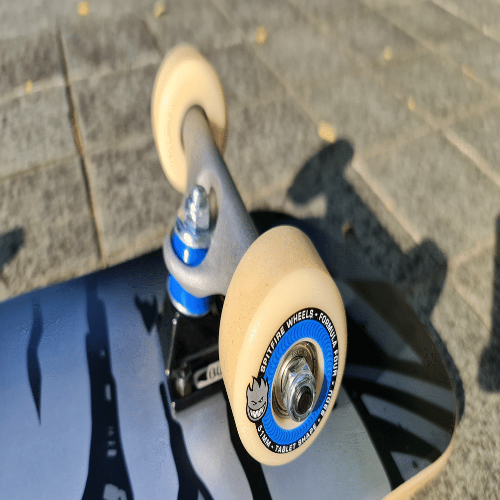 スケートボート　サスペンショントラック　大型品 サスペンション機能付きトラック「アベニュー トラック」｜ようへい