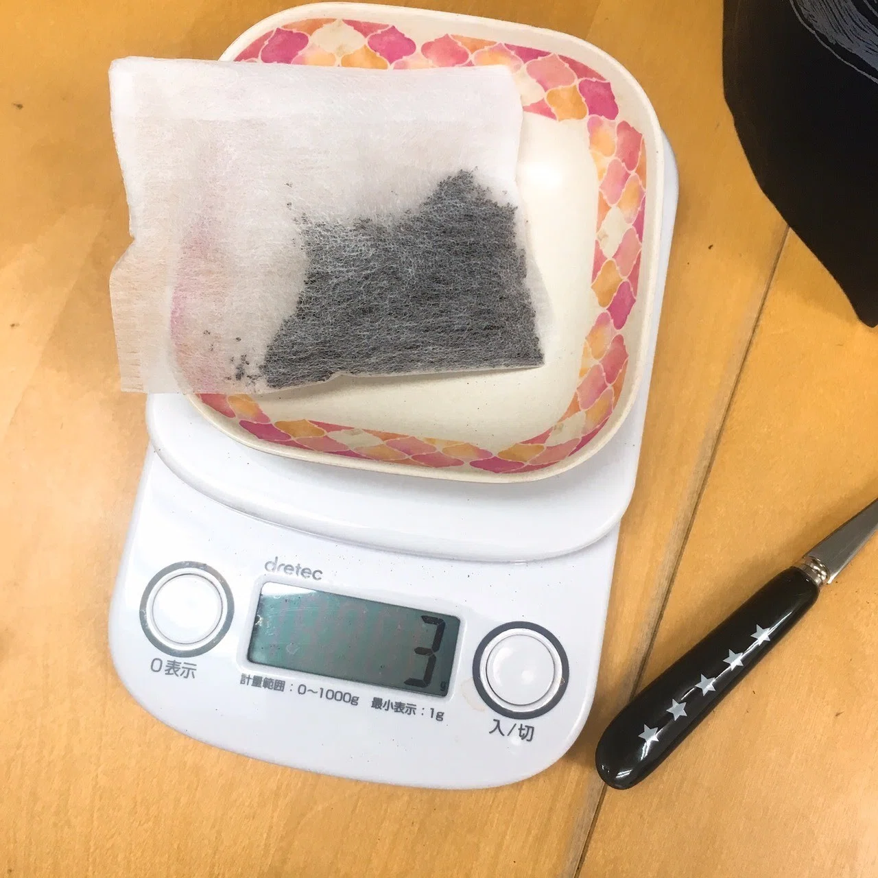 Introducing the process of actually brewing loose-leaf tea with tools ...