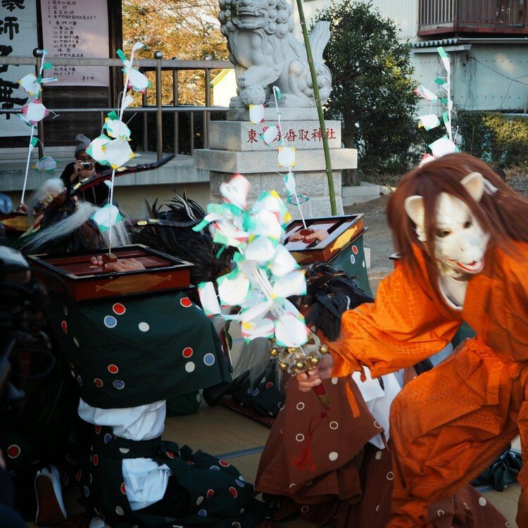 週末に行きたいお祭り
http://j-matsuri.com/higashinakano/
つつましくも、しっかりと歴史を感じる市指定無形民俗文化財の獅子舞。
#埼玉県
#春日部市
#11月 
#まつりとりっぷ #日本の祭 #japanese_festival #祭 #祭り #まつり #祭礼 #festival #旅 #travel #Journey #trip #japan #ニッポン #日本 #祭り好き #お祭り男 #祭り好きな人と繋がりたい #日本文化 #伝統文化 #伝統芸能 #神輿 #だんじり