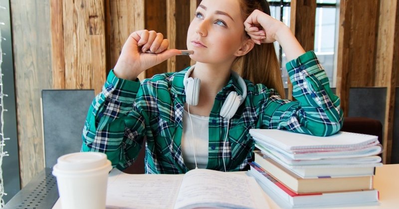 アメリカの大学の学費はどのくらいかかる ウエダ ケビン note