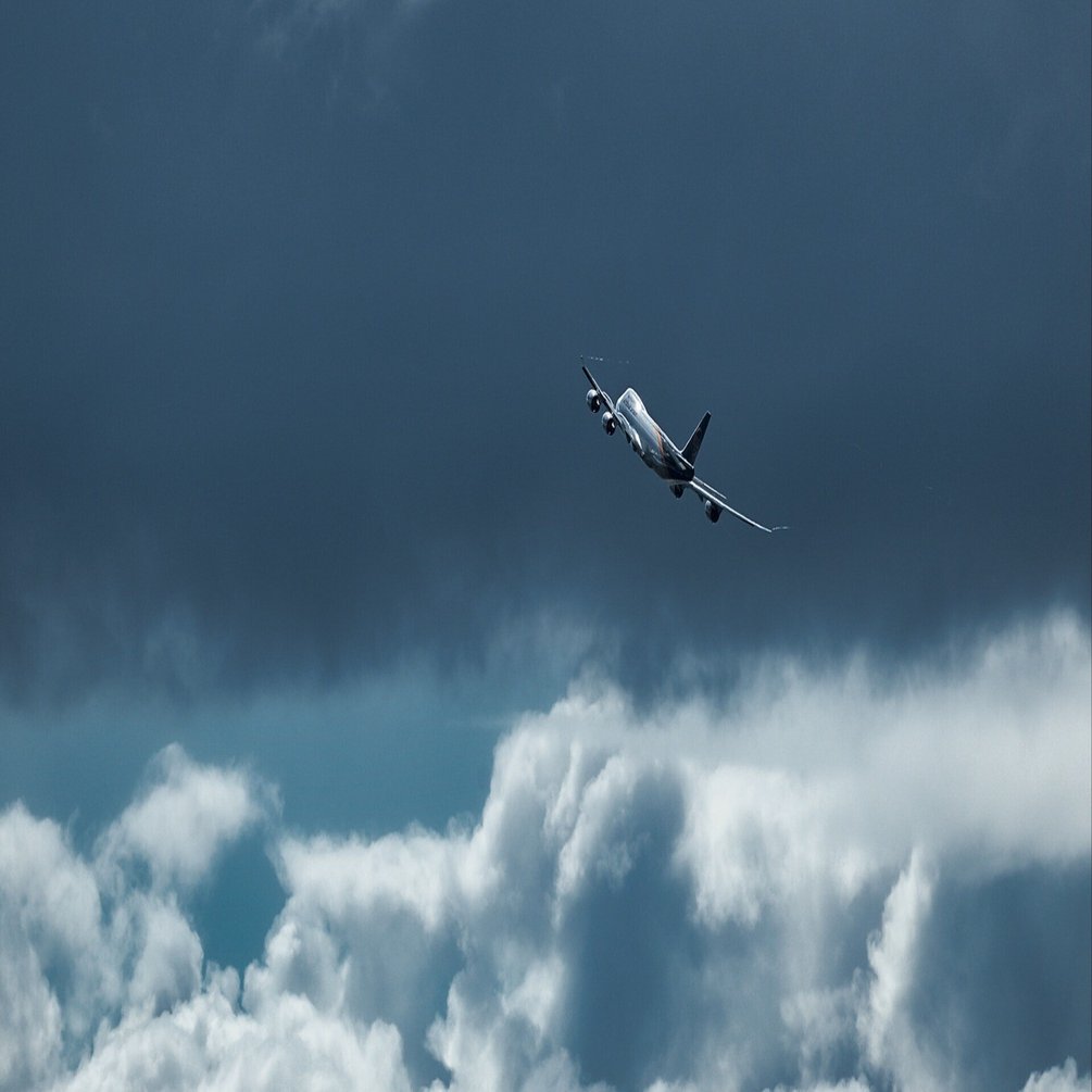 雲があればこそ｜ただのフォトグラファーでは終わらない | 航空写真家