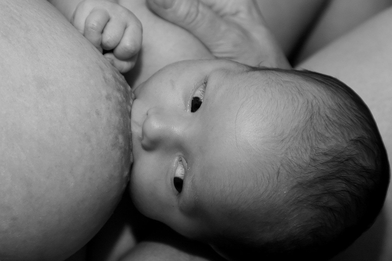 母乳育児の時の授乳間隔 授乳時間はどう決める みかこ Note