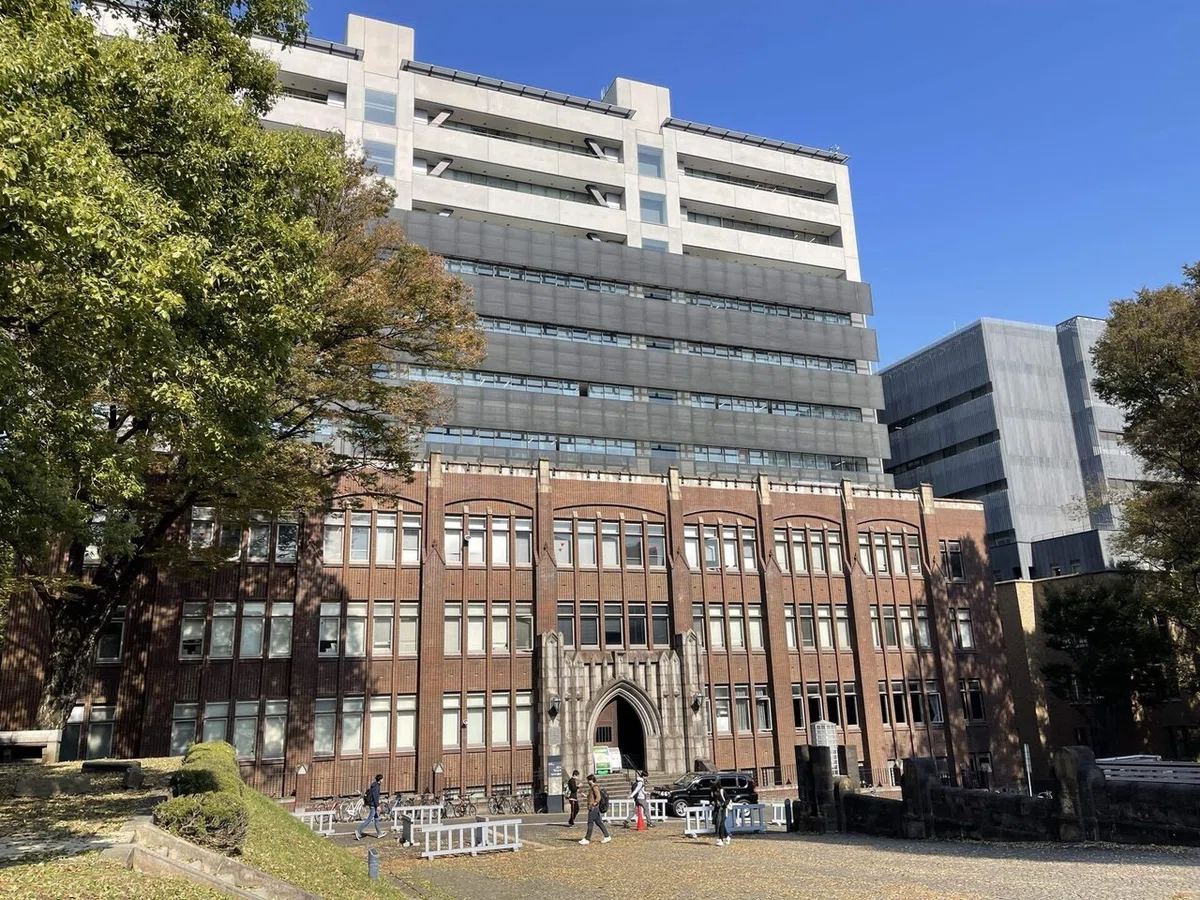 工学部生による東大本郷キャンパス巡り|りここ