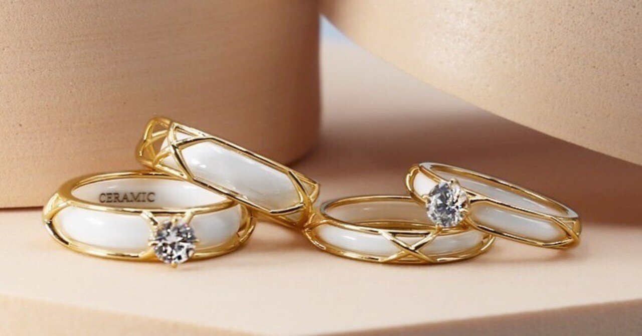 白い素材【セラミック】が映える【K18】のセットリングを作ってみまし