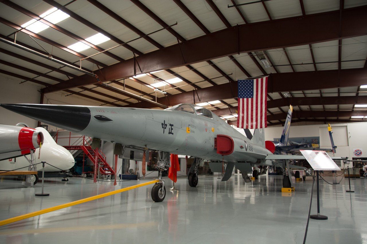 世界有数のビンテージ飛行機の動態保存拠点 チノ エアポート（OpenSky