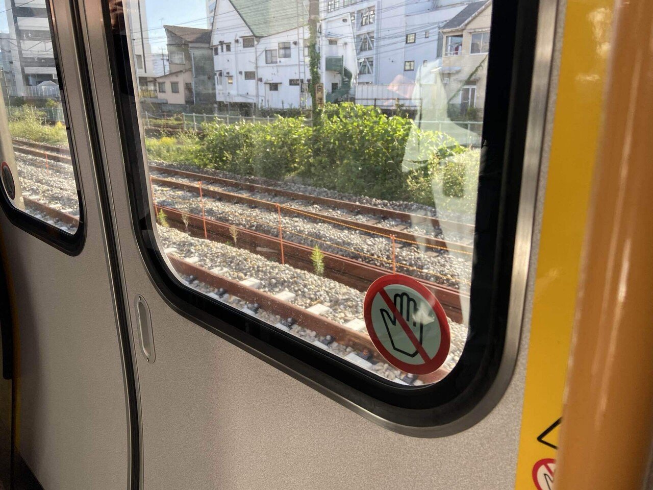日本初の 海と夕焼け、赤い電車｜Yuki（ゆうき） コレクション