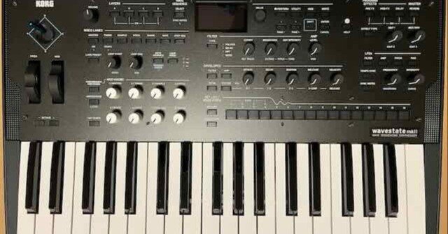 デジタルシンセサイザー KORG wavestate mk II｜LC575able