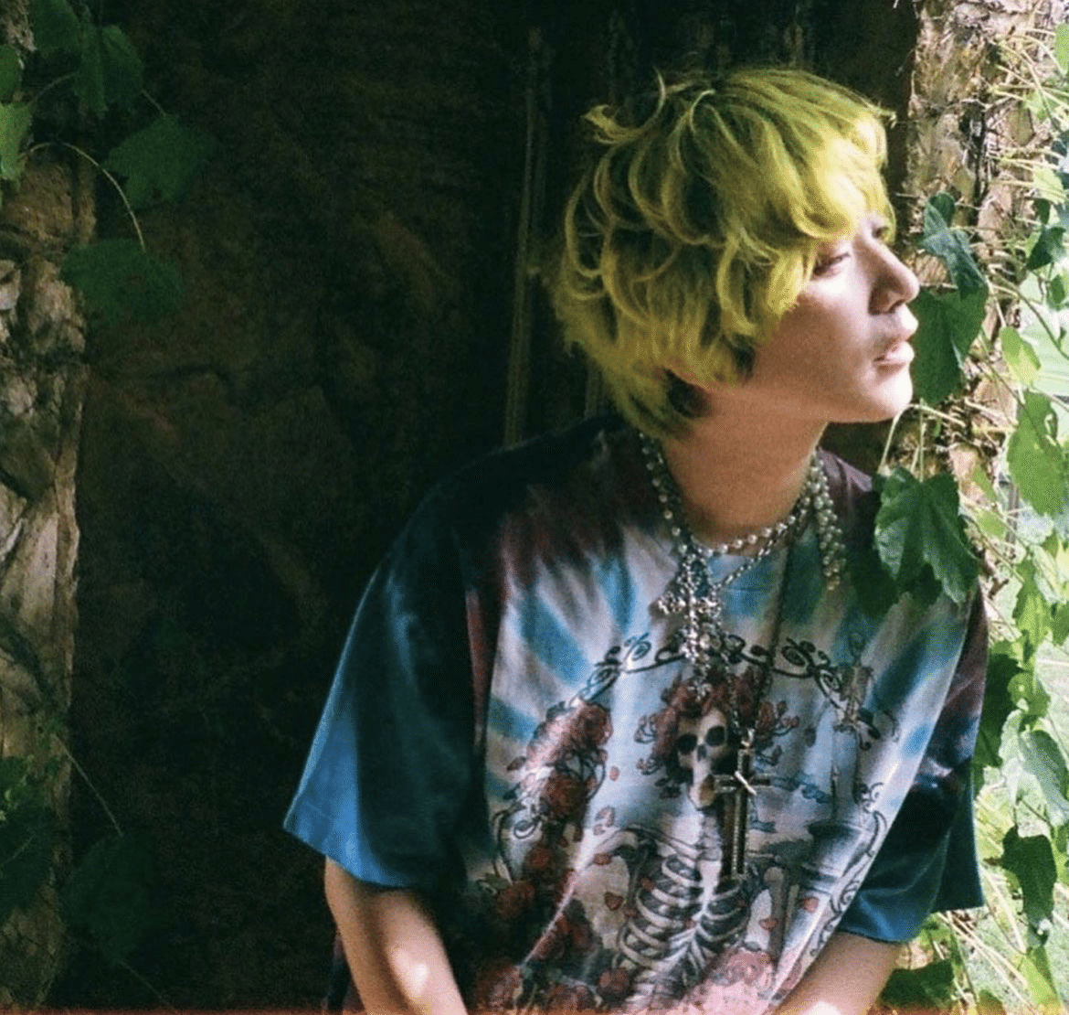 SEKAI NO OWARI 深瀬さんの着用ヴィンテージTシャツを紹介。|深崎藍 SEKAI NO OWARI 深瀬さんの着用ヴィンテージTシャツを紹介。|深崎藍