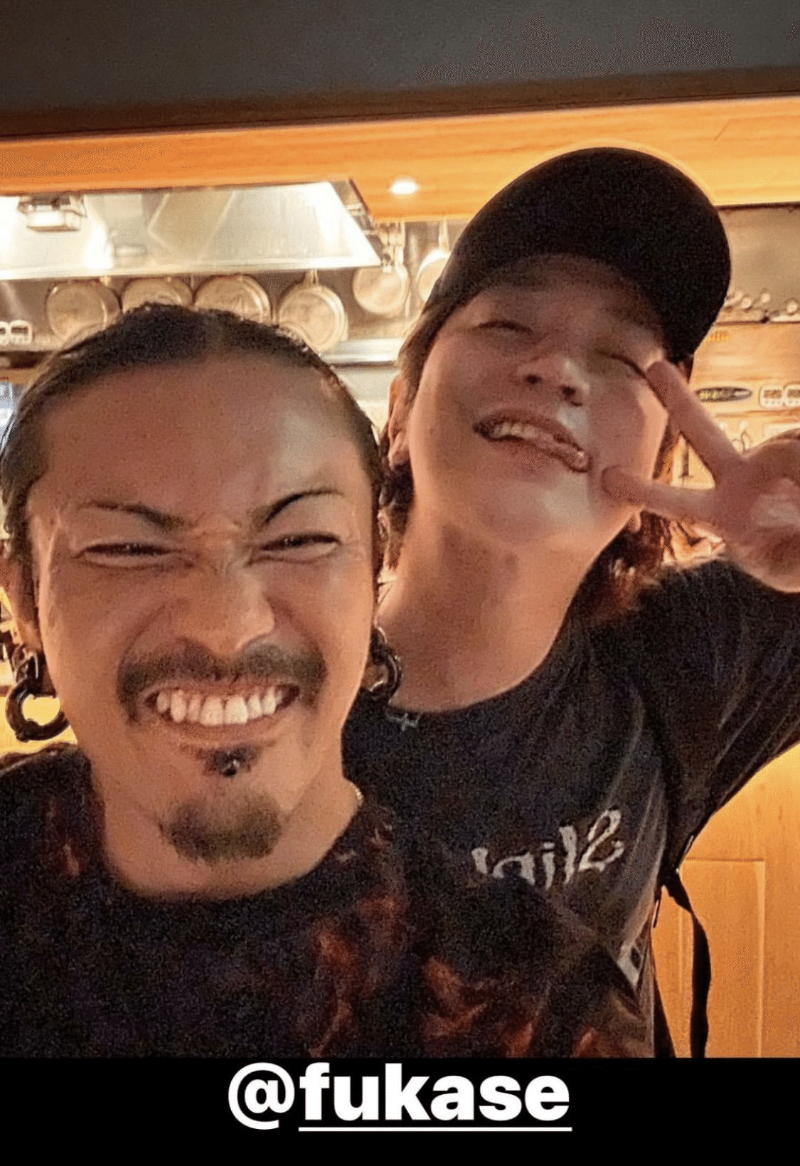 SEKAI NO OWARI 深瀬さんの着用ヴィンテージTシャツを紹介。|深崎藍 SEKAI NO OWARI 深瀬さんの着用ヴィンテージTシャツを紹介。|深崎藍