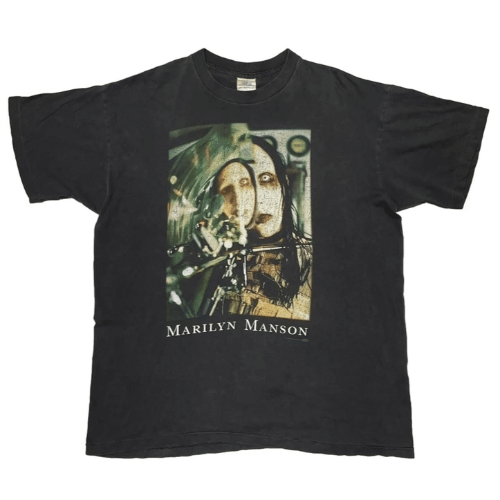 SEKAI NO OWARI 深瀬さんの着用ヴィンテージTシャツを紹介。｜深崎藍