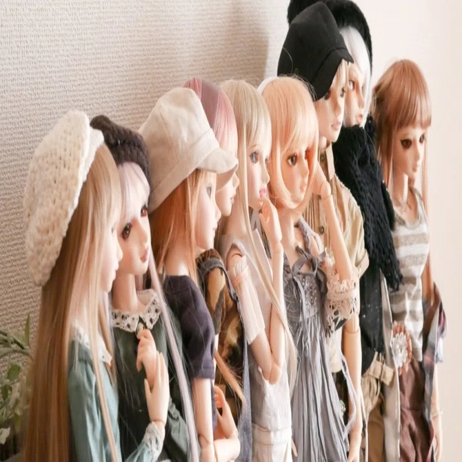 公式は「服よあれ」と言われた。そこに服があった。喜んで買うしかない