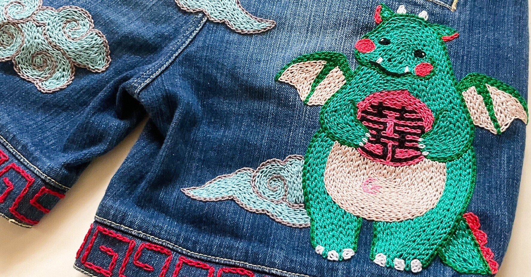 織物の国 ラオス黒モン族のハンドメイドクロスステッチ刺繍のクッションカバー 楽天市場】○取寄品○【クッション刺繍キット】ゆうパケット送料