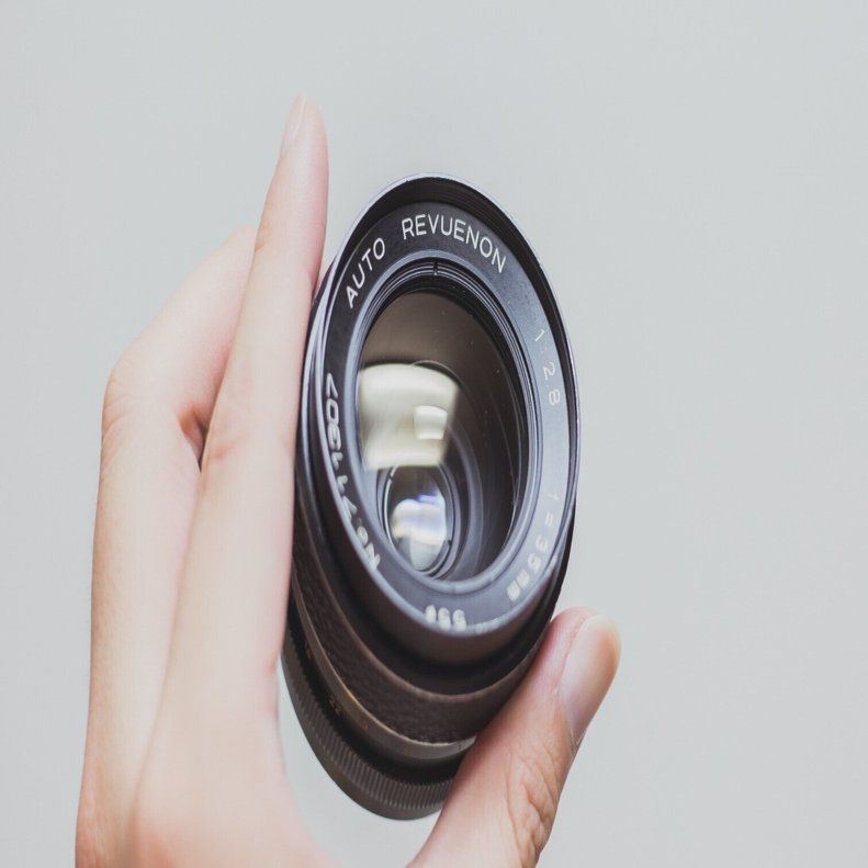 レンズ沼】謎レンズ：AUTO REVUENON 35mm f2.8に遭遇｜もんぶらん