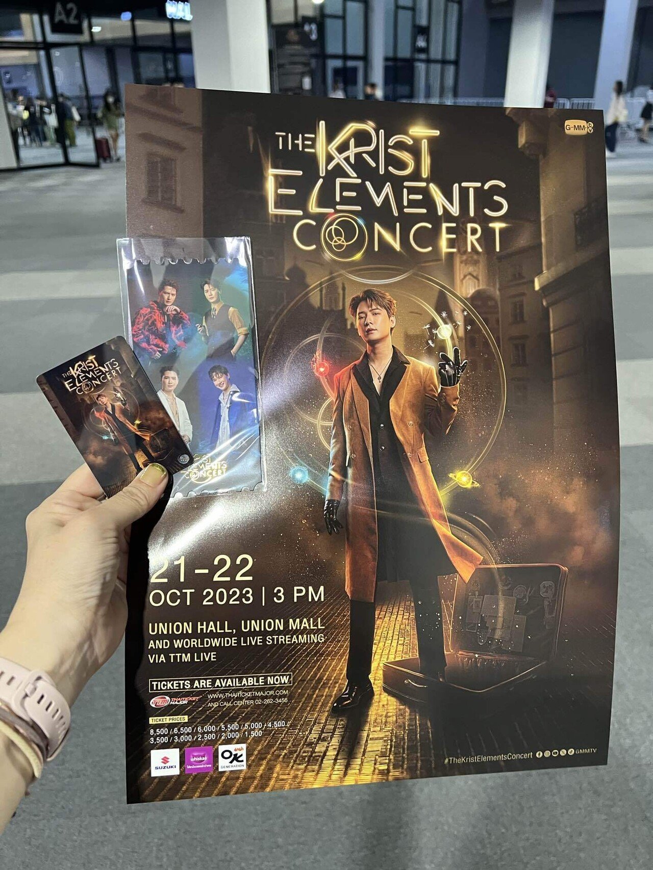 タイ旅🇹🇭5日目② THE KRIST ELEMENTS コンサート＋千星？｜さぁ