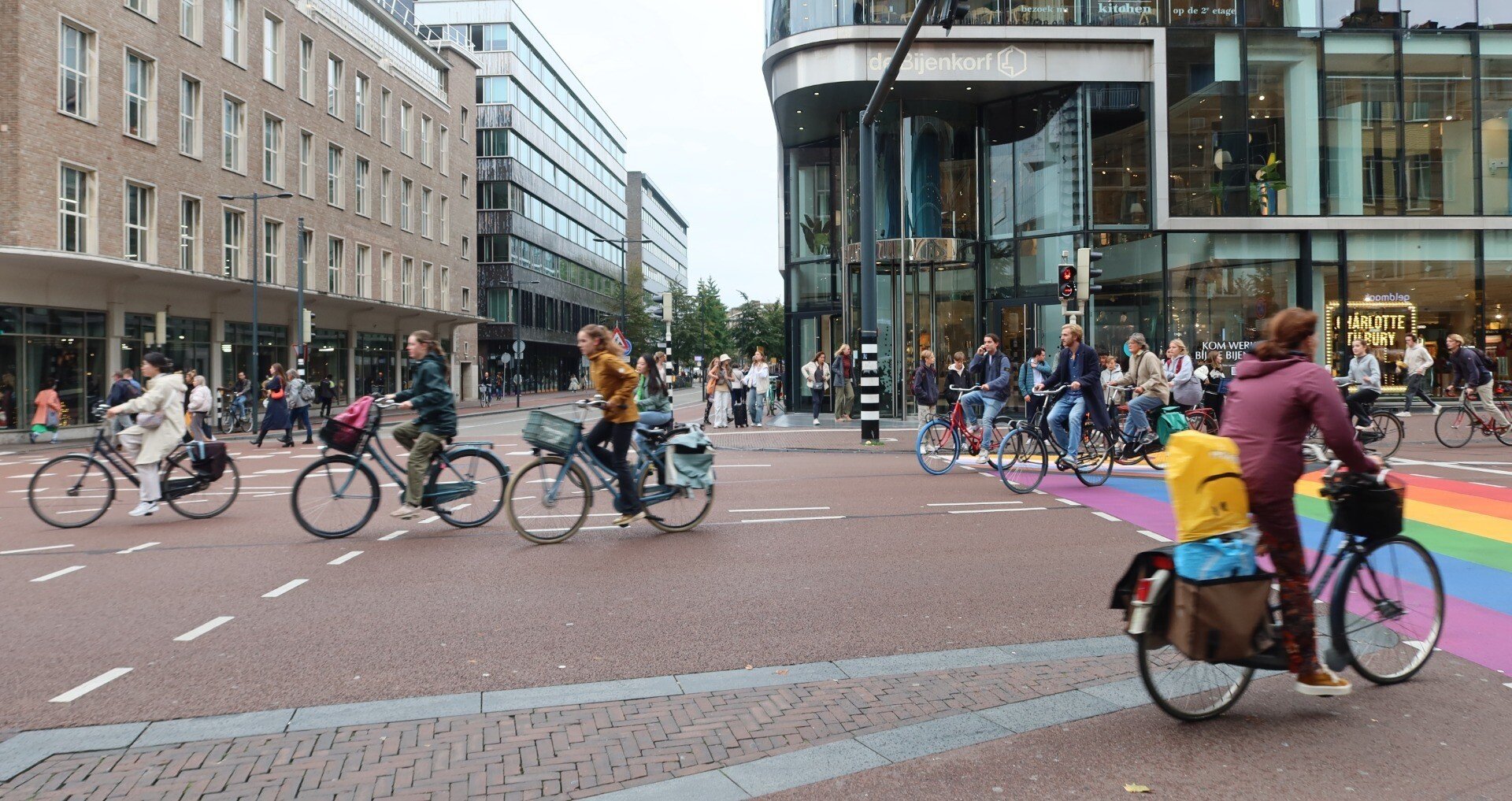 b8564470f6b4432acdf2b64c10c239