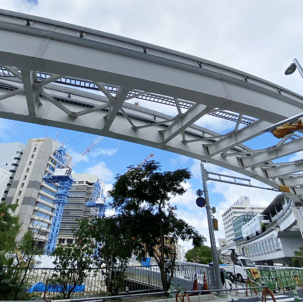 県庁前景色