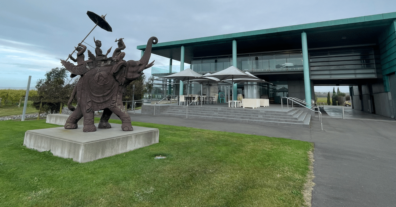 ワイナリー訪問記🍷Newzealand編13：エレファント・ヒル Elephant Hill （ホークス・ベイ）｜Akko_winelover